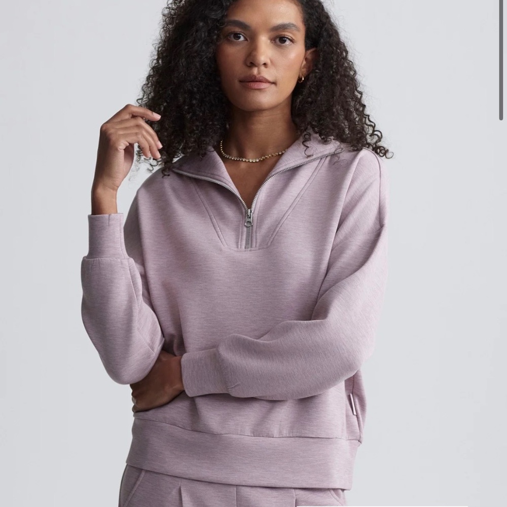 Valrley  top and bottom set.